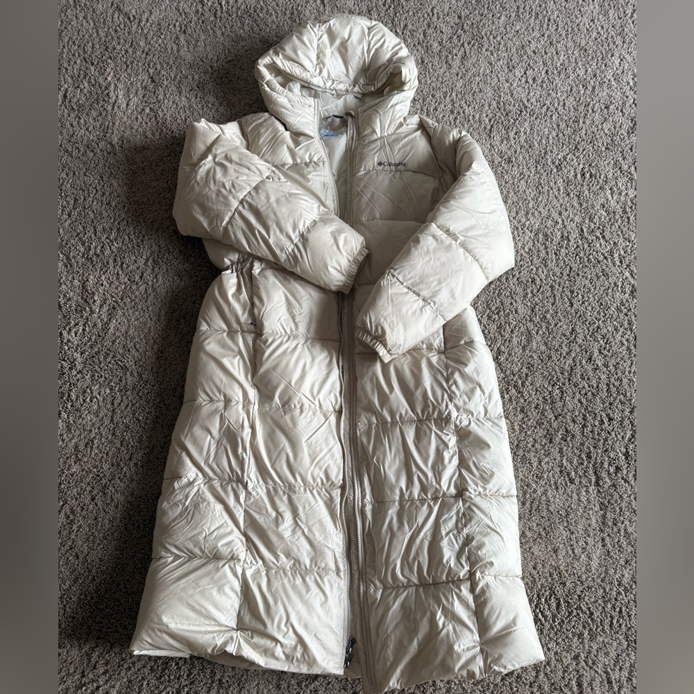 Columbia Off-White Hooded Puffer Jacket